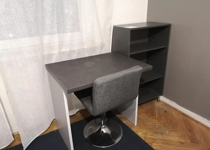 Hard Center * وارسو